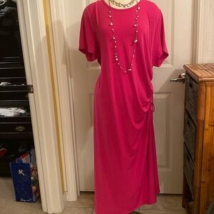 Lane Bryant fuchsia rayon short sleeve summer dress rushing at the side